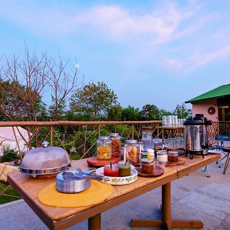 Tadoba Jungle Camp Hotel Mohurli ภายนอก รูปภาพ