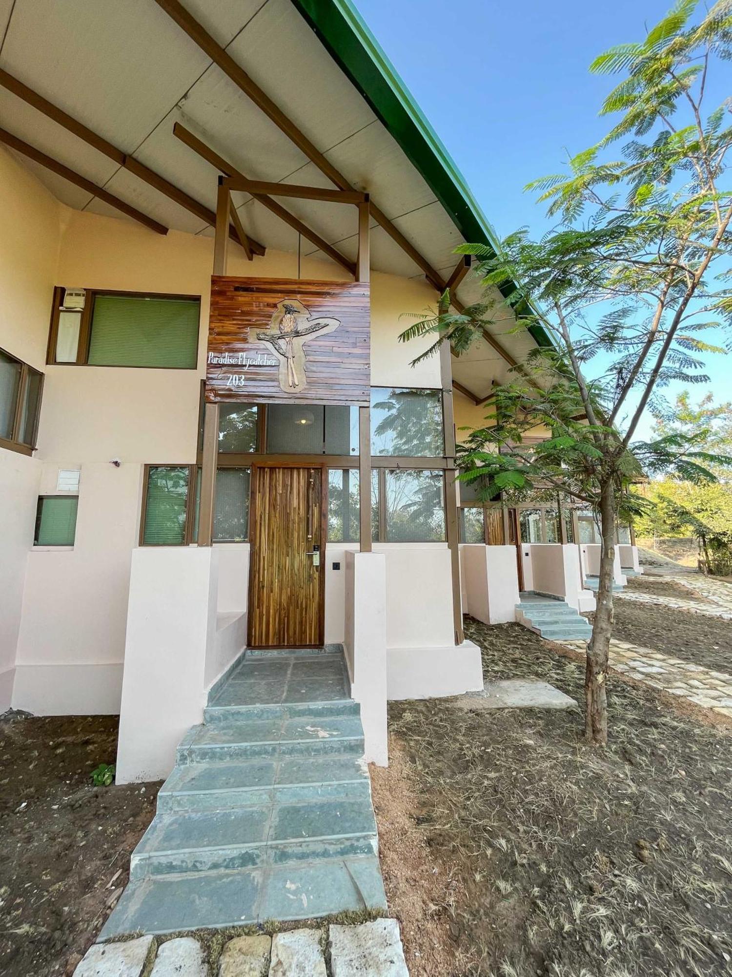 Tadoba Jungle Camp Hotel Mohurli ภายนอก รูปภาพ