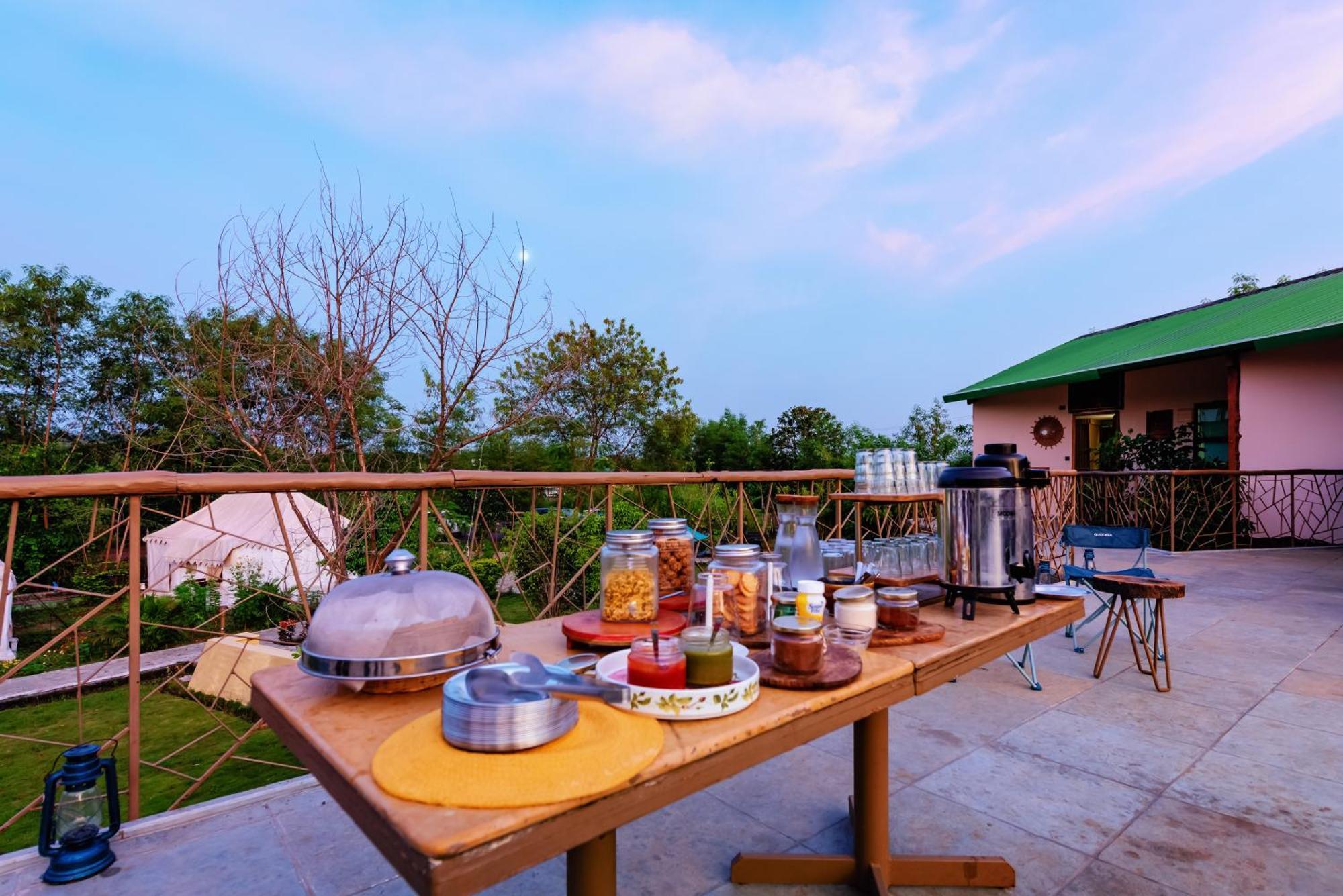 Tadoba Jungle Camp Hotel Mohurli ภายนอก รูปภาพ